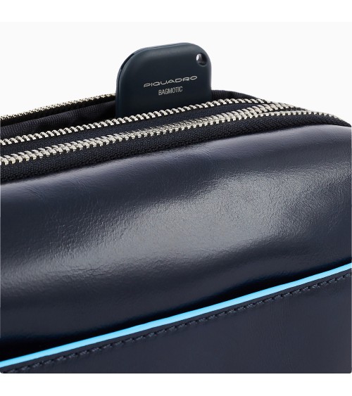 Piquadro Blue Square Clutch: Leather Wrist Bag | Official Store